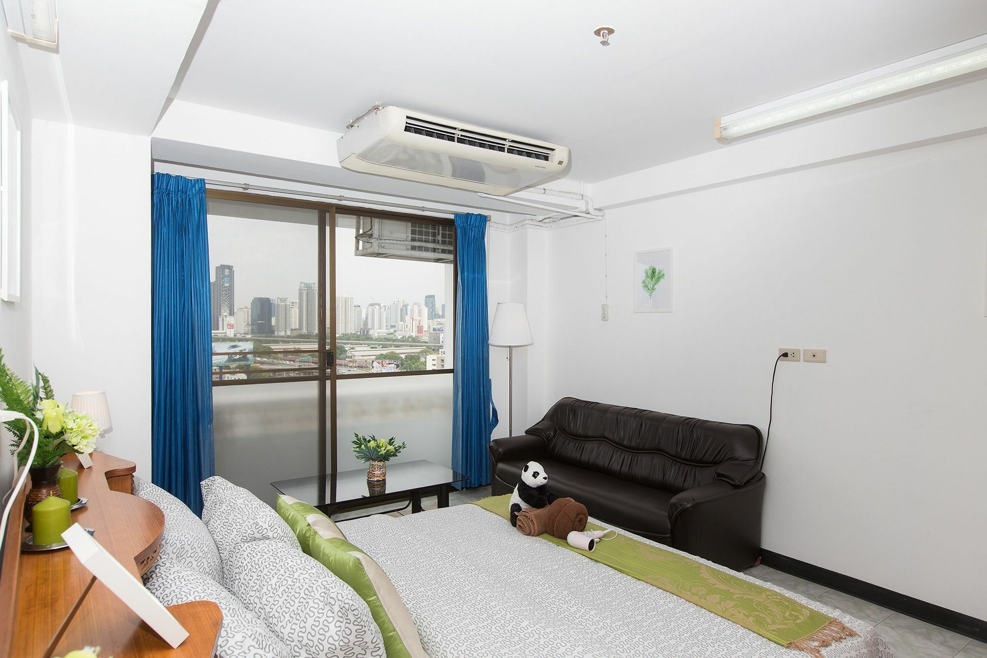 Ratchaprarop Apartment Bangkok Exteriör bild